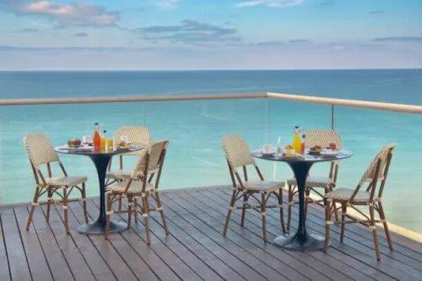 מלון ארנה - בת ים