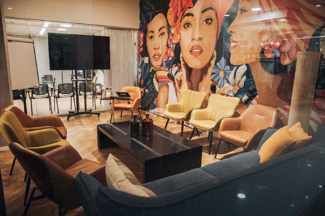 לייף אקדמי Life Academy - תל אביב