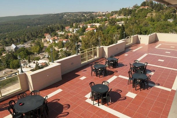 מלון שיר למעלות - מעלות