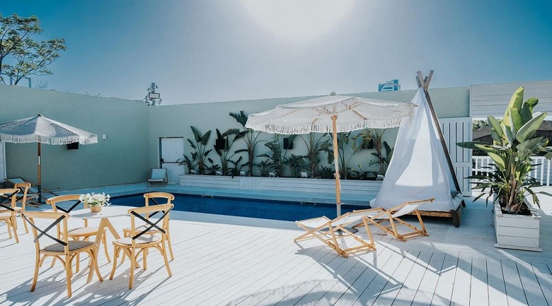 נאריה האוס narya House - פתח תקווה