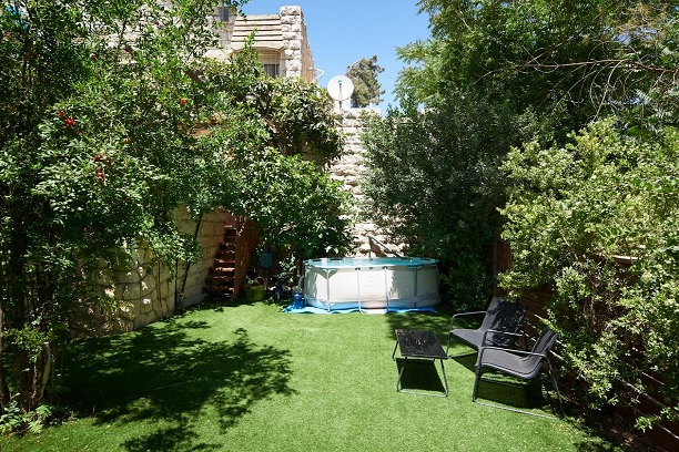 הדירה בגבעה  שבתות חתן - הגבעה הצרפתית - ירושלים