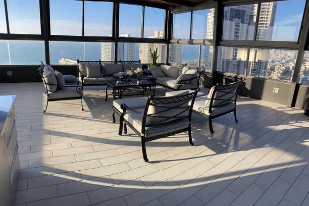 גג  פנטהאוז לאירועים - בת ים