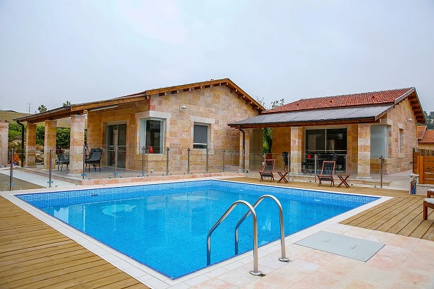 אודם האלה - מושב מטע (אזור בית שמש)