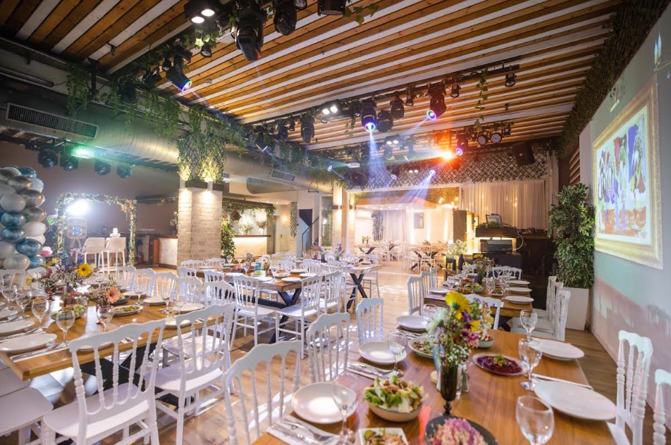 לואי Louie  - פרדסיה