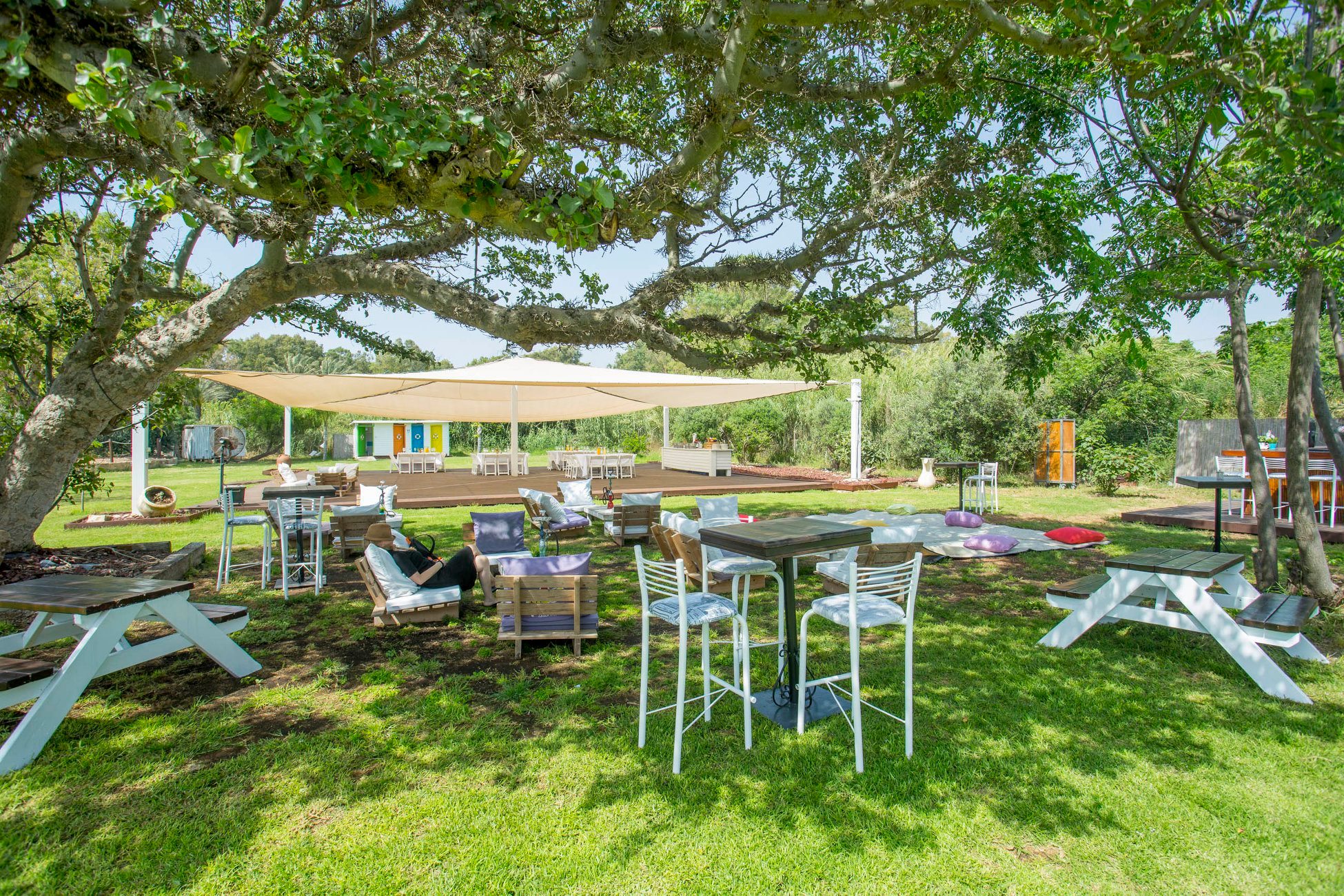 ברוח הים –  ליד חוף אכזיב נהריה