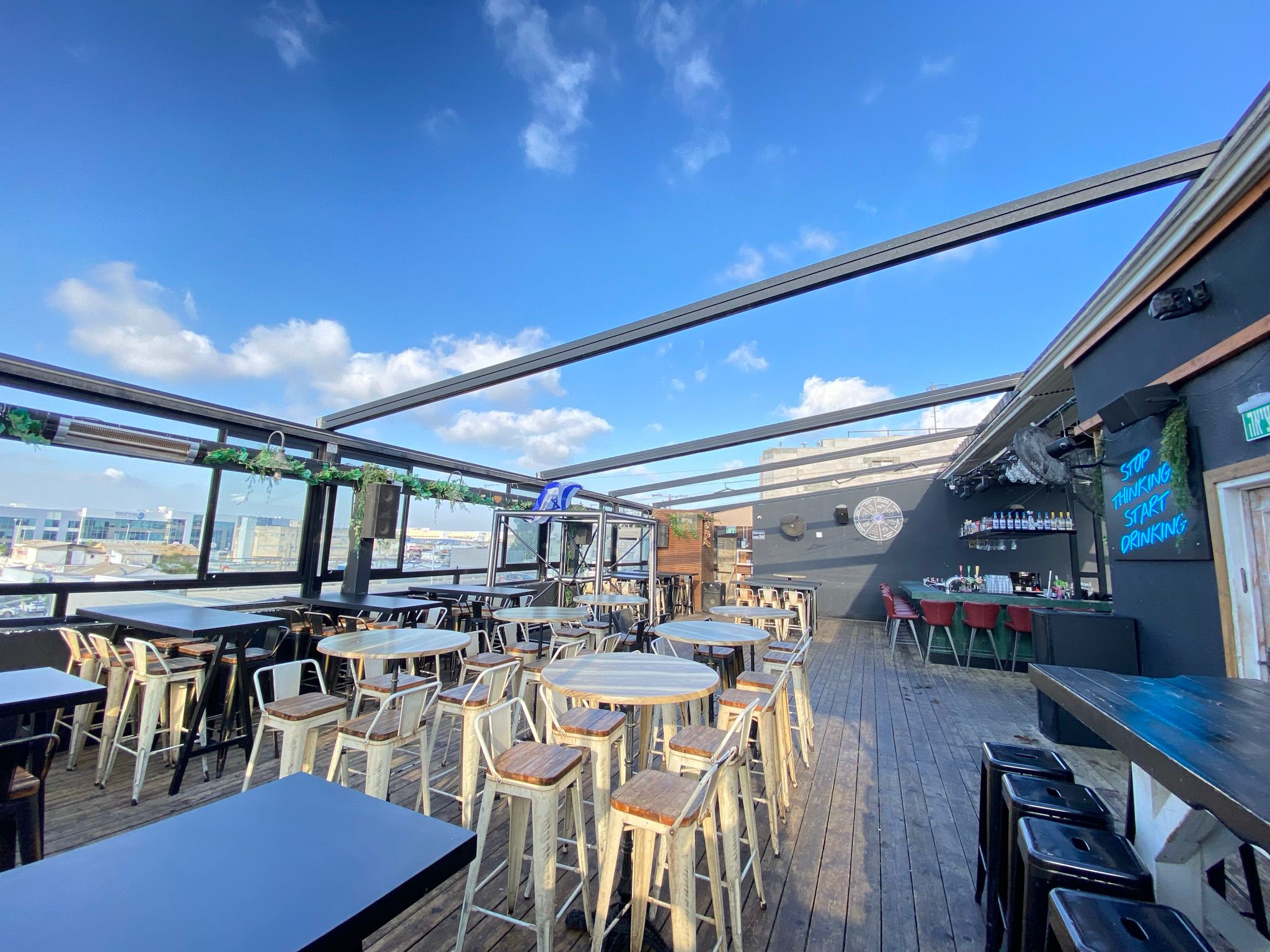 ROOFTOP EVENTS גג ברובע  - ראשון לציון